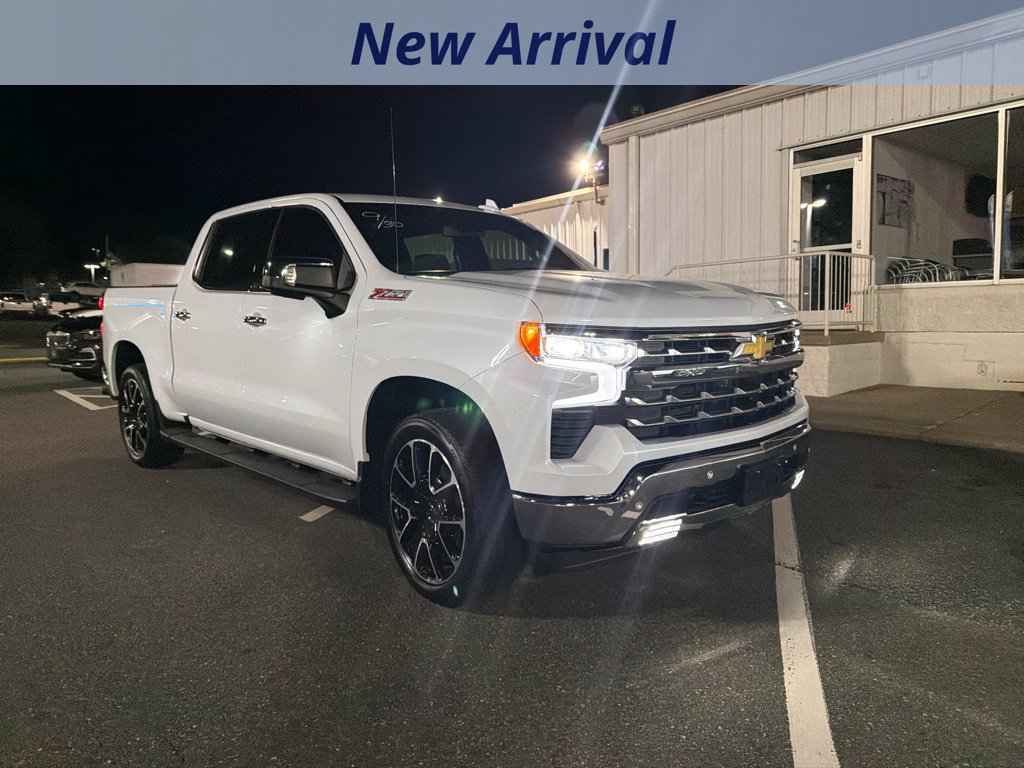 Certified 2026 Chevrolet Silverado 1500 LTZ AWD/4WD image 2