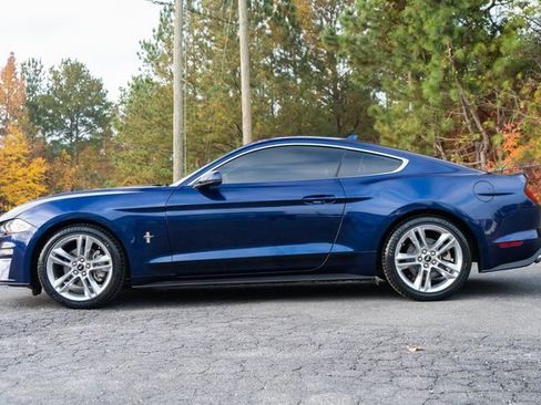 Used 2020 Ford Mustang Premium w/ Equipment Group 201A image 6