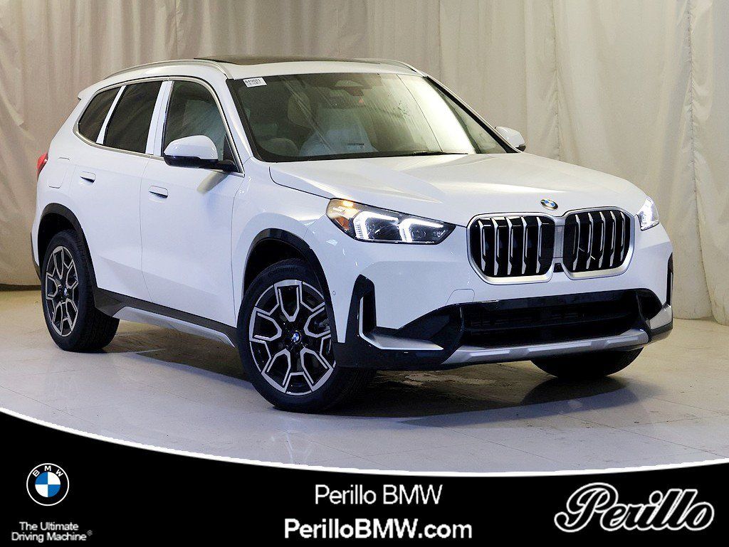 New 2027 BMW X1 xDrive28i AWD/4WD image 1