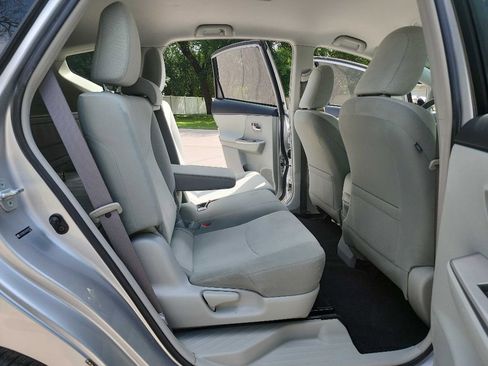 Used 2012 Toyota Prius V Three FWD image 27