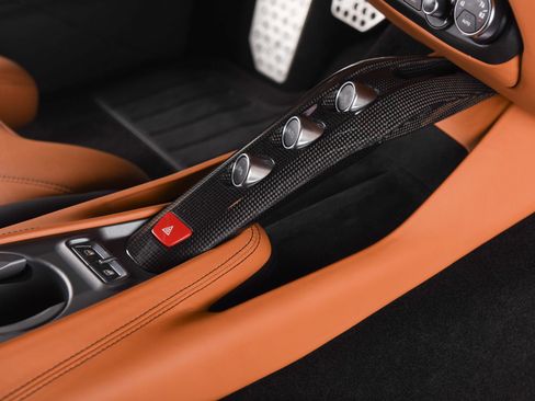 Used 2014 Ferrari F12 Berlinetta RWD image 28