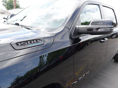 Used 2023 RAM 1500 Big Horn AWD/4WD image 7