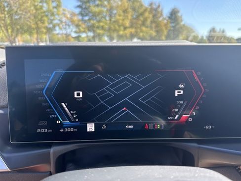 Certified 2025 BMW M4 xDrive Competition w/ M Driver's Package image 19