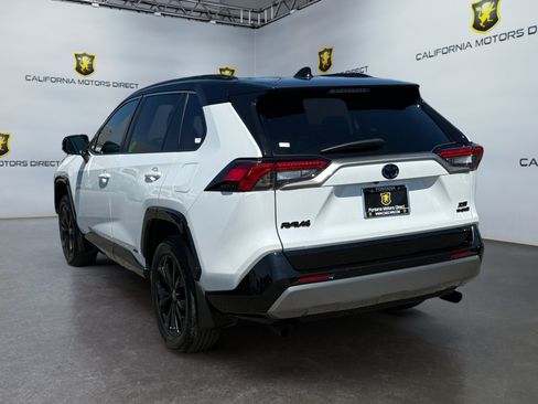 Used 2024 Toyota RAV4 XSE AWD/4WD image 3