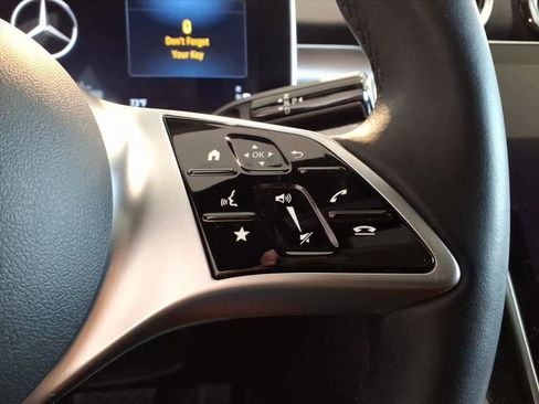 Used 2023 Mercedes-Benz C 300 4MATIC Sedan image 16