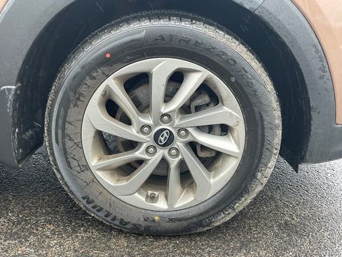 Used 2017 Hyundai Tucson SE image 9