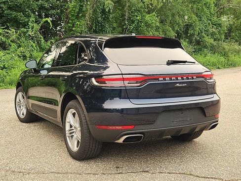 Certified 2021 Porsche Macan w/ Premium Package Plus AWD/4WD image 3