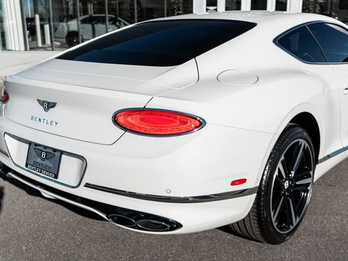 Used 2023 Bentley Continental GT Mulliner image 13