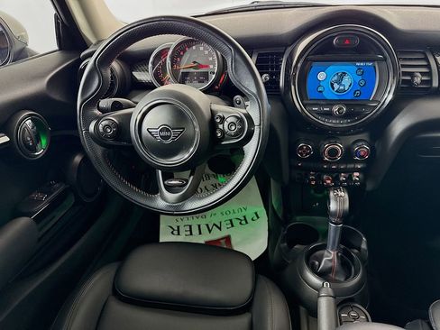 Used 2019 MINI Cooper S w/ Signature Upholstery Package image 26
