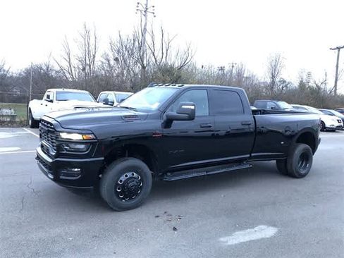 New 2026 RAM 3500 Big Horn image 34