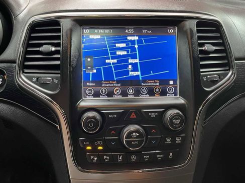 Used 2018 Jeep Grand Cherokee High Altitude AWD/4WD image 15