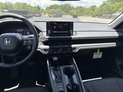 New 2025 Honda Accord LX image 17