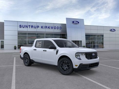 New 2026 Ford Maverick XLT FWD image 9