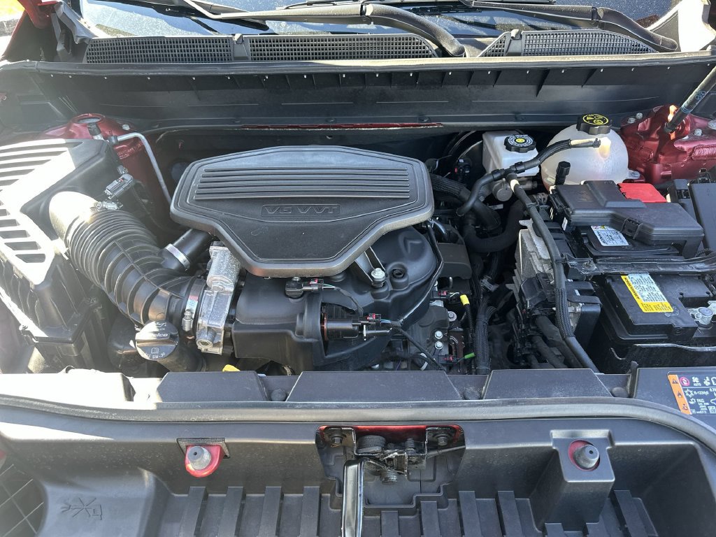 Used 2023 GMC Acadia AT4 w/ Preferred Package AWD/4WD image 31