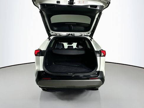 Used 2020 Toyota RAV4 XSE image 25