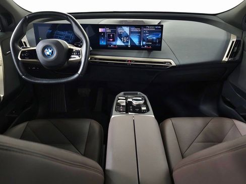 Used 2023 BMW iX xDrive50 w/ Convenience Package image 13