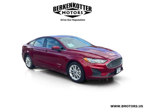Used 2019 Ford Fusion SE FWD image 24