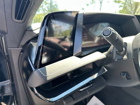 New 2026 Chevrolet Corvette 3LT w/ Stealth Interior Trim Package image 32