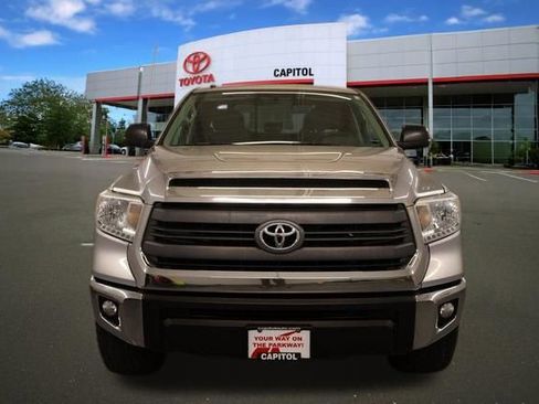 Used 2014 Toyota Tundra SR5 AWD/4WD image 6