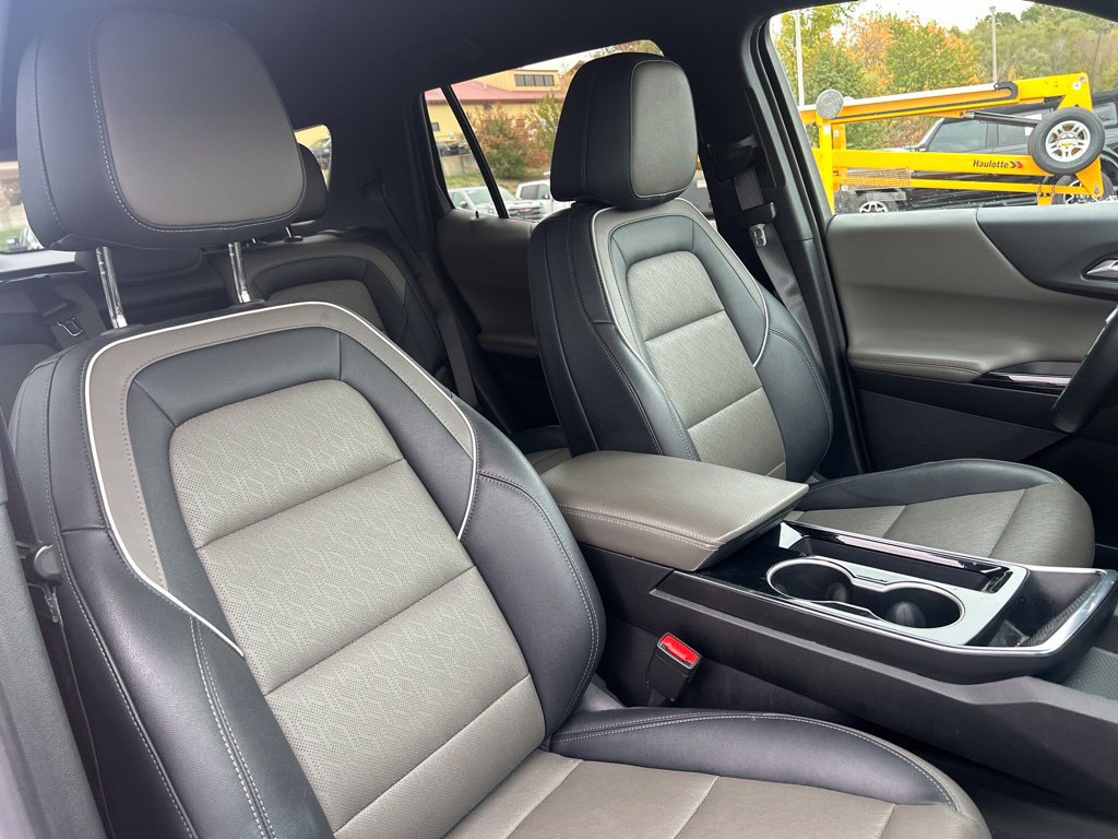 Used 2025 Chevrolet Equinox LT w/ Convenience Package II FWD image 35