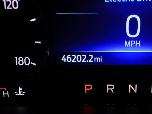 Used 2022 Ford Escape SE image 16