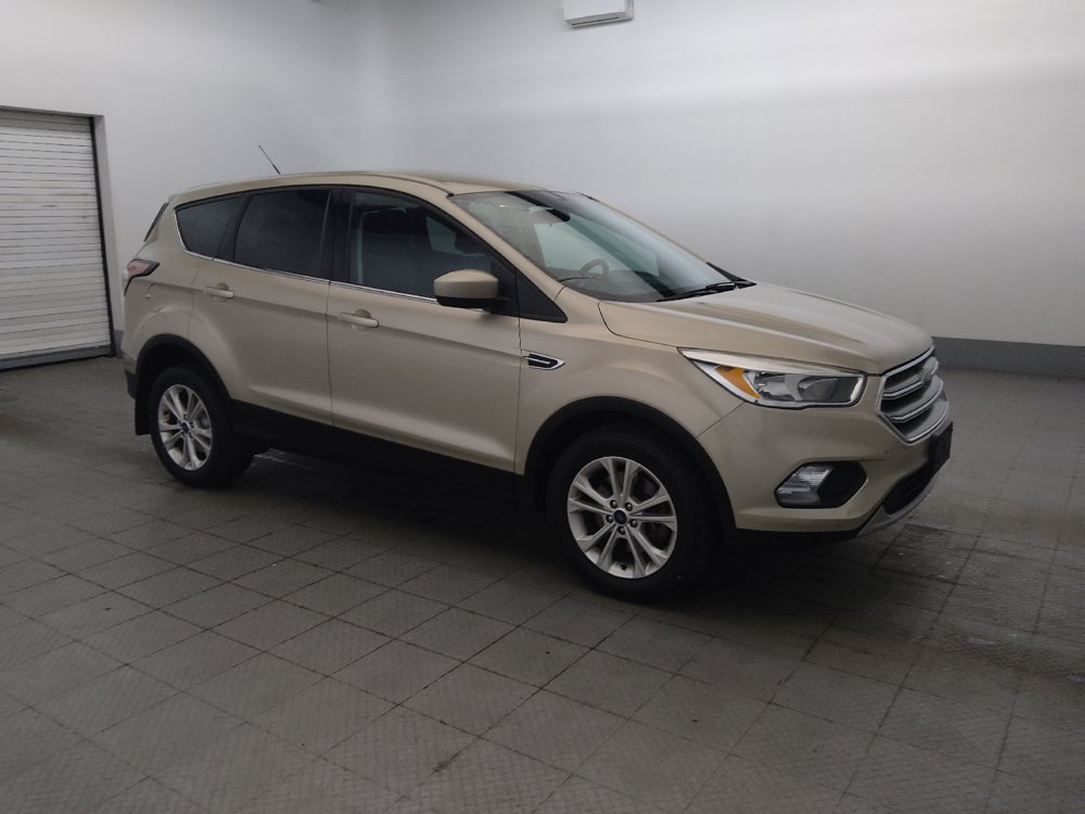 Used 2017 Ford Escape SE w/ SE Cold Weather Package AWD/4WD image 11