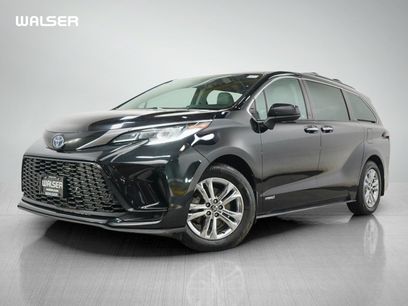 Used 2021 Toyota Sienna XSE