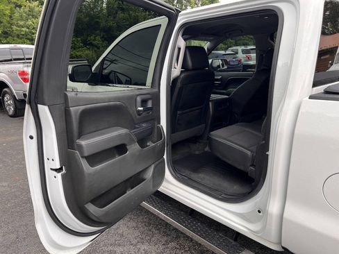 Used 2016 GMC Sierra 1500 SLE w/ All-Terrain Package AWD/4WD image 24