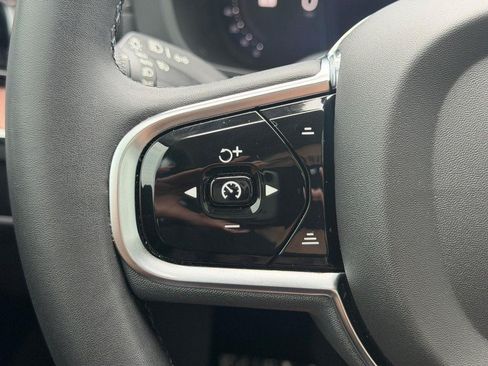 Certified 2023 Volvo XC60 T8 Ultimate AWD/4WD image 17