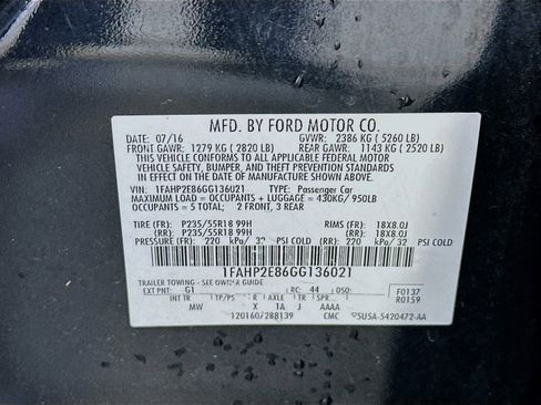 Used 2016 Ford Taurus SEL FWD image 31