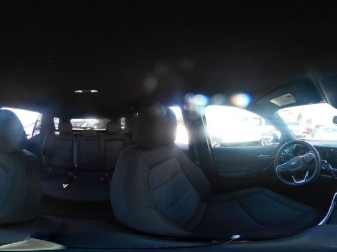 Used 2025 Chevrolet Equinox LT image 42