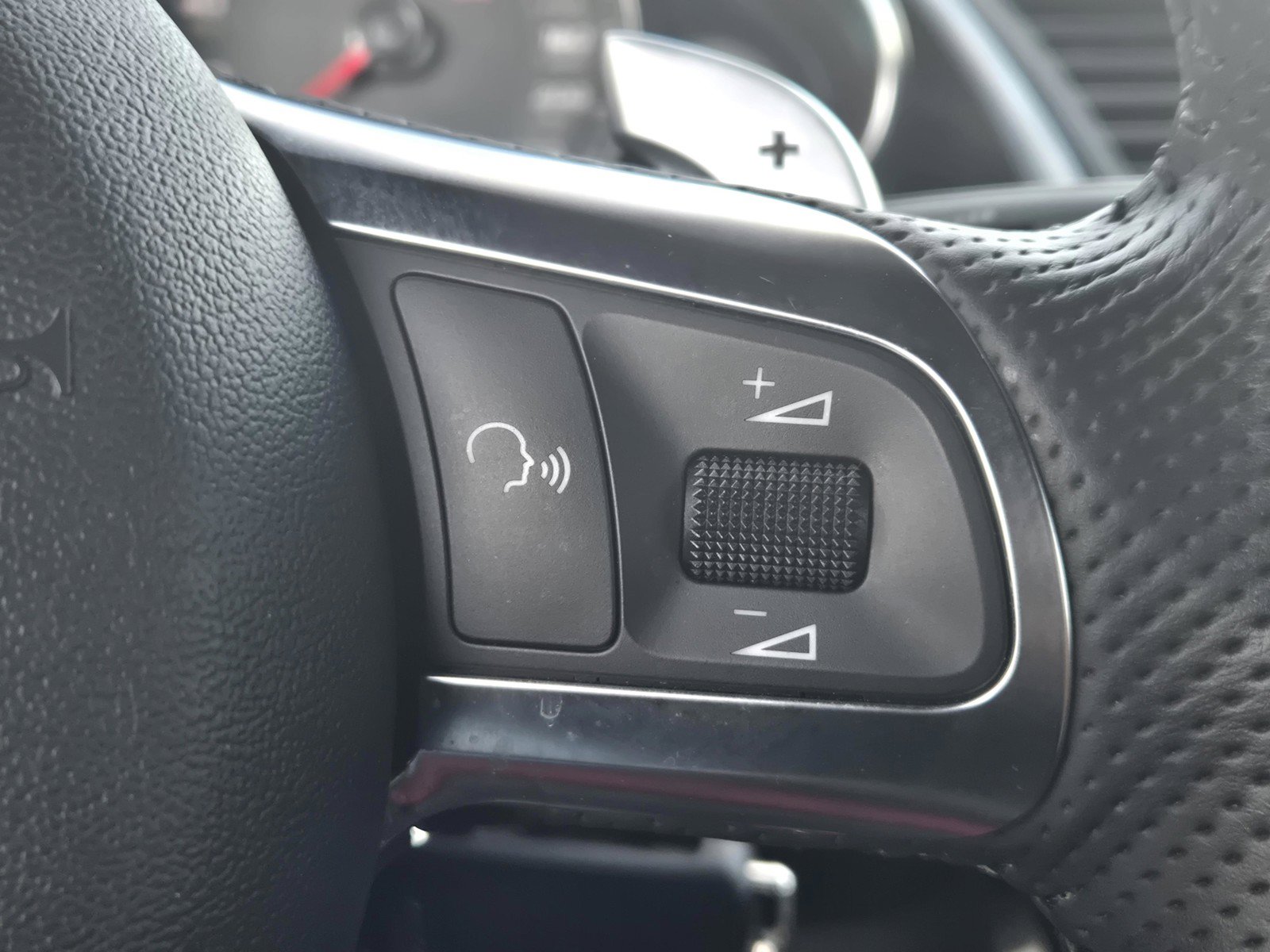 Used 2015 Audi R8 V8 AWD/4WD image 16