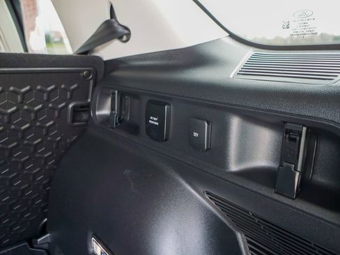 Used 2024 Ford Bronco Sport Badlands w/ Premium Package image 38