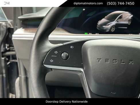 Used 2024 Tesla Model X image 34