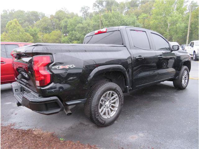 Used 2023 Chevrolet Colorado LT w/ Advanced Trailering Package AWD/4WD image 2