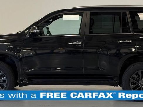 Used 2023 Lexus GX 460 Premium w/ Premium Package AWD/4WD image 2
