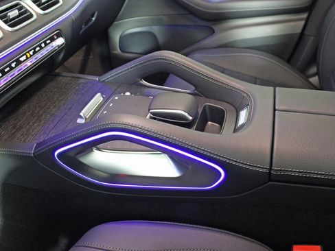 Certified 2025 Mercedes-Benz GLE 450 4MATIC image 24