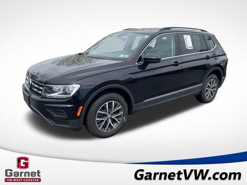 Used 2021 Volkswagen Tiguan SE image 1
