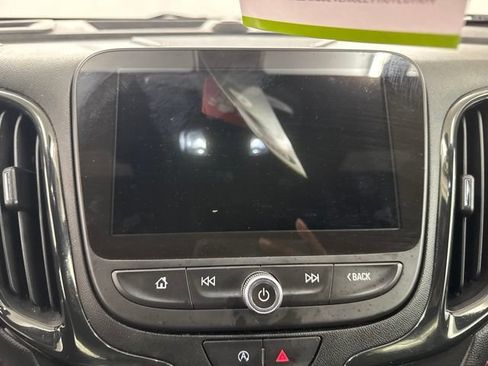 Used 2023 Chevrolet Equinox RS w/ RS Leather Package FWD image 21