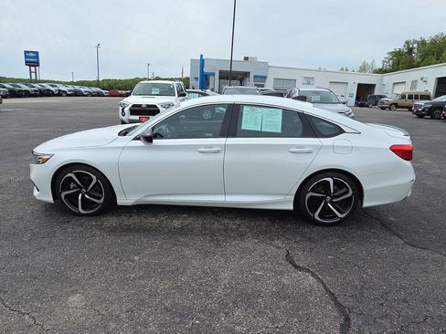 Used 2022 Honda Accord Sport image 5