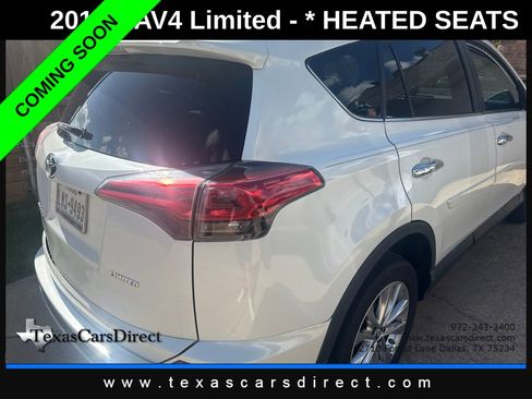 Used 2018 Toyota RAV4 Limited FWD image 3