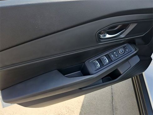 Used 2024 Honda Accord EX image 19