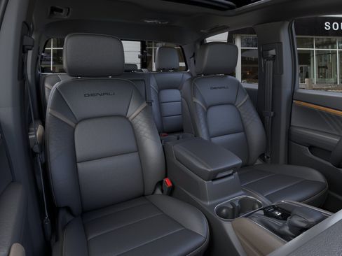 New 2026 GMC Canyon Denali AWD/4WD image 16