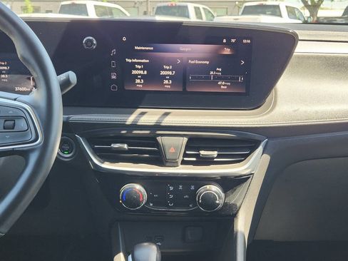 Used 2024 Buick Encore GX Sport Touring w/ Comfort Package FWD image 18