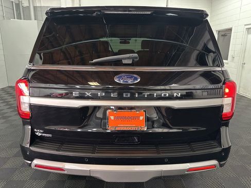 Used 2024 Ford Expedition XLT AWD/4WD image 8