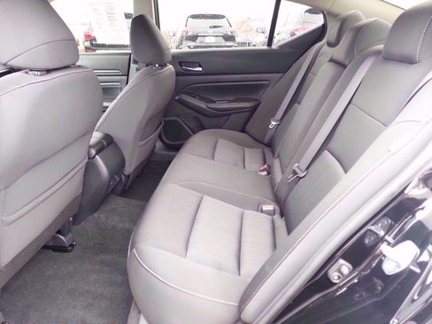 Used 2019 Nissan Altima 2.5 S image 11