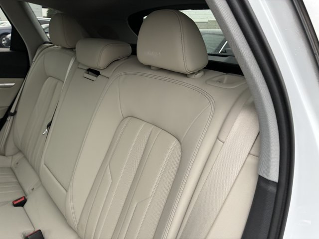 Used 2024 Audi Q8 e-tron Premium Plus AWD/4WD image 14