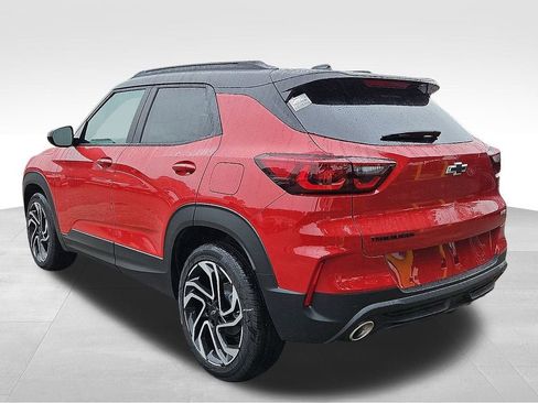 New 2026 Chevrolet TrailBlazer RS w/ Driver Confidence Package FWD image 3