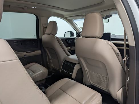 Used 2021 Lincoln Aviator Reserve w/ Elements Package Plus image 20