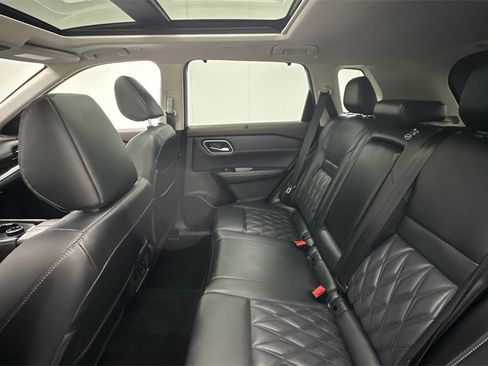 Certified 2023 Nissan Rogue Platinum w/ Platinum Premium Package image 10